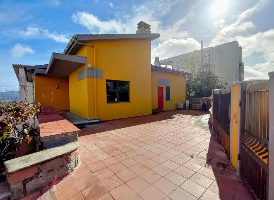 Tempio Pausania Solar Private Apartment 30 Minutes From The Sea - Appartamento Solare A 30 Minuti Dal Mare Ngoại thất bức ảnh